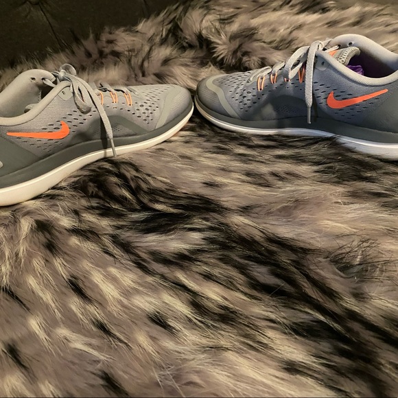 🔥Nike flex size 9.5. Great condition! - Picture 9 of 11
